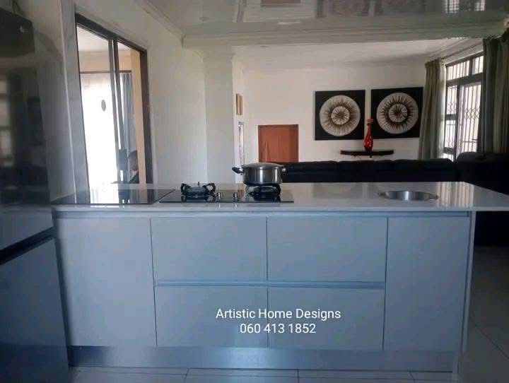 Open Kitchen